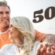 Zoznamka 50+. Na fotografii je šťastný pár v zrelom veku