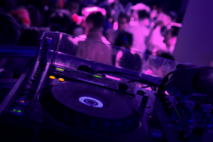 Diskotéka v Arena night club v Humennom, kde je skvelá zábava