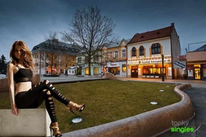 sexy kráska čaká na zoznámenie pri Českej hospode