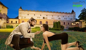 párik skúša sexuálne hrátky pod Zvolenským zámkom