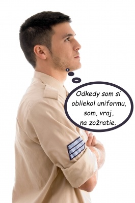 Muž v uniforme